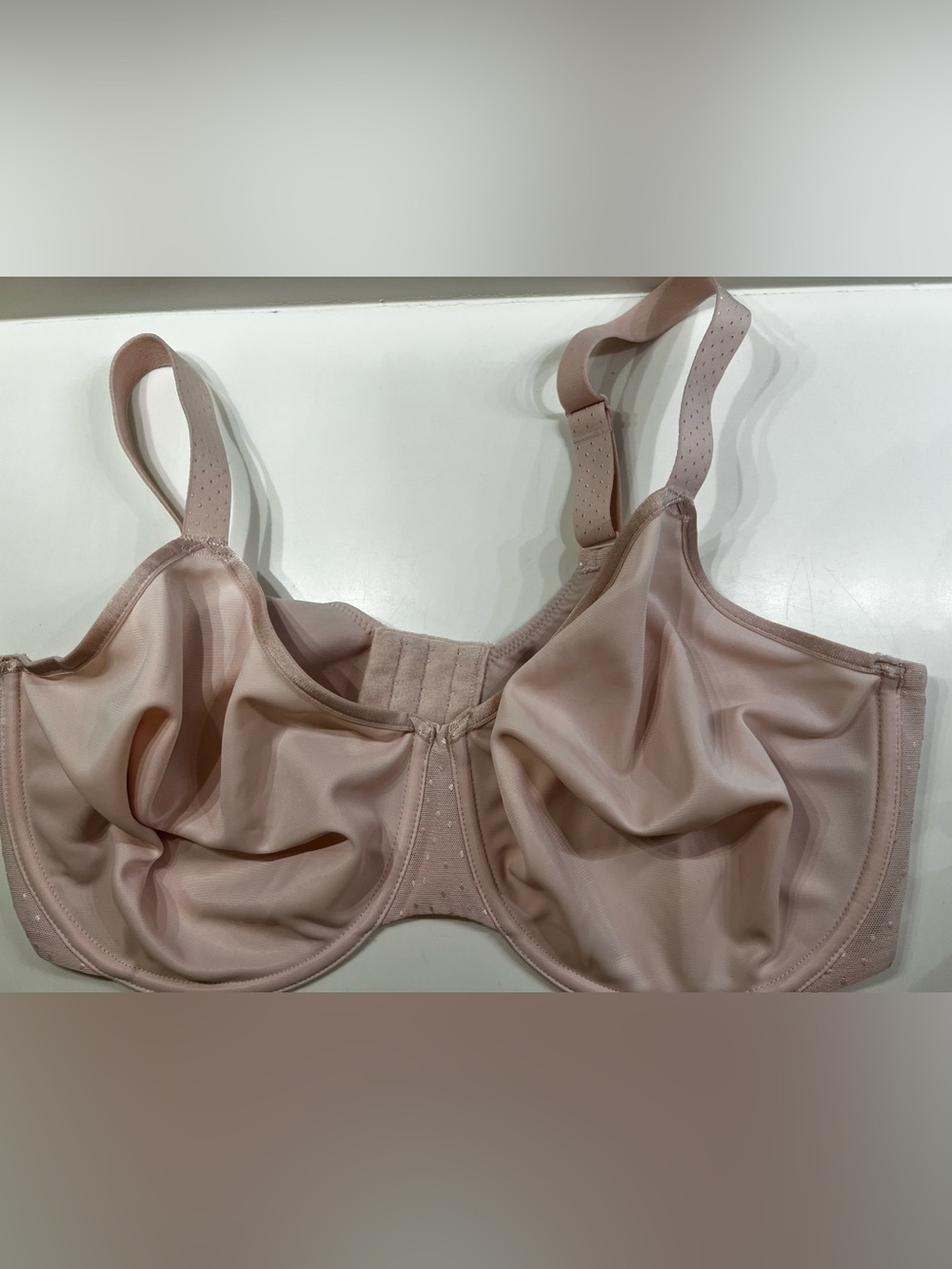 WACOAL SEAMLESS UNDERWIRE MINIMIZER BRA #857303 BACK APPEAL  SIZE 40DDD.  NWOT